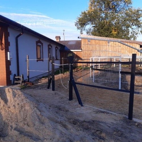 Karuzela słupy szczelinowe EKOFORME, kadr 2 z 5