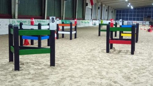 Przeszkody maratonowe EKOFORME zawody halowe w Łącku 2021, kadr 3 z 9