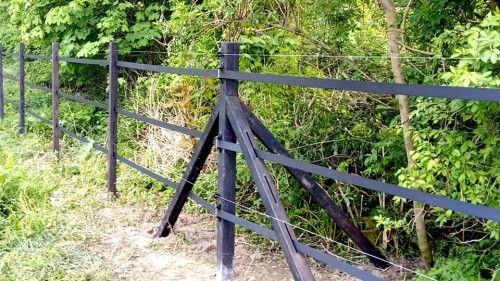 Stajnia Jaskółka ogrodzenie szczelinowe EKOFORME, kadr 2 z 8