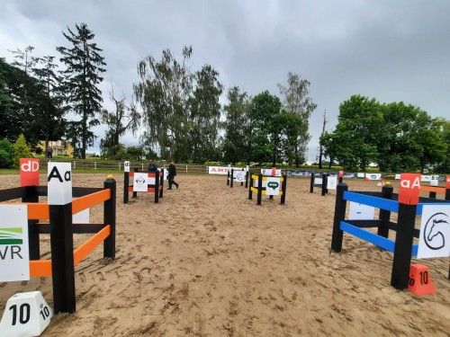 Przeszkody maratonowe Walewice 2022, kadr 2 z 12