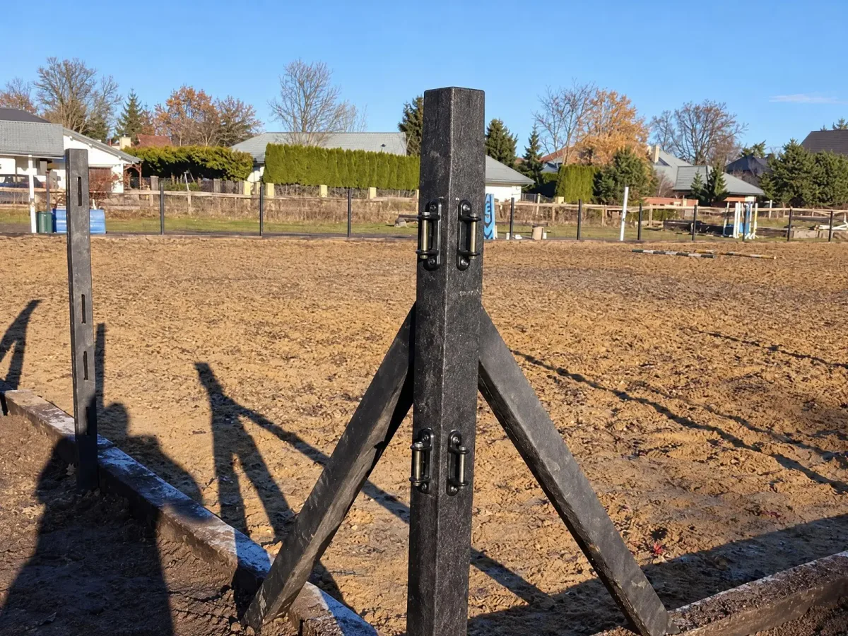 Czworobok, maneż Stajnia Dworek, kadr 5 z 8