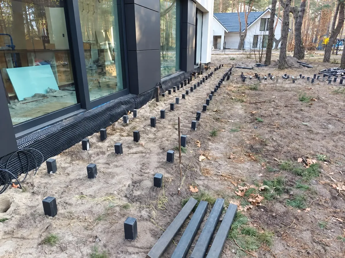 Taras na legarach w systemie szpilkowym, kadr 2 z 8